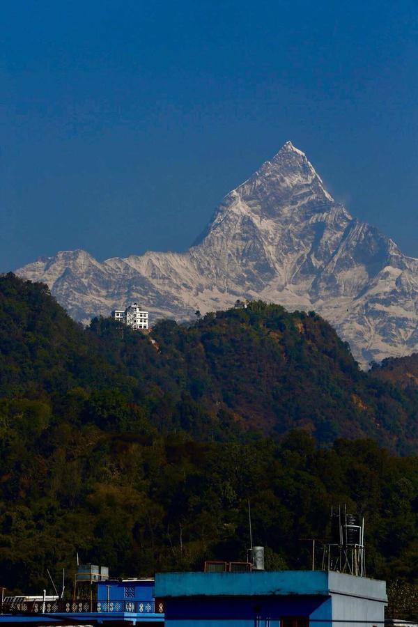 Giri Guest House Pokhara Exterior photo